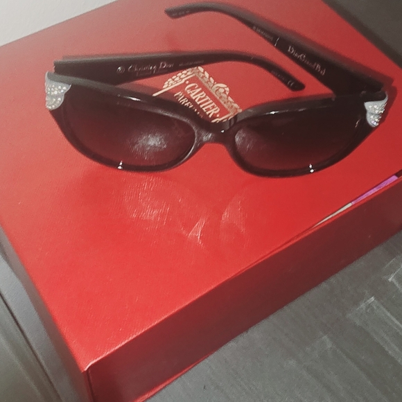 Sunglasses DIOR - Picture 2 of 6